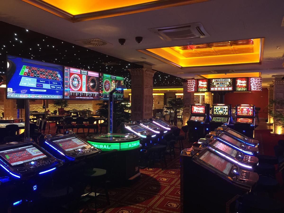 Casino & Hotel Admiral Strazny Luaran gambar